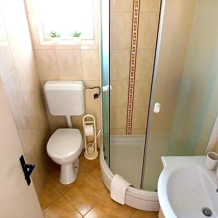 In 7946 Apartment