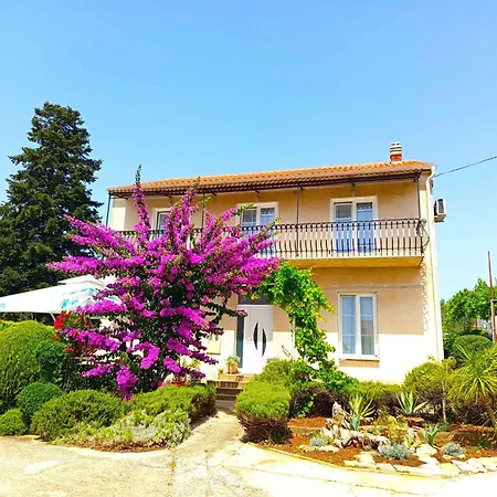 Apartment In 7946 Biograd Na Moru