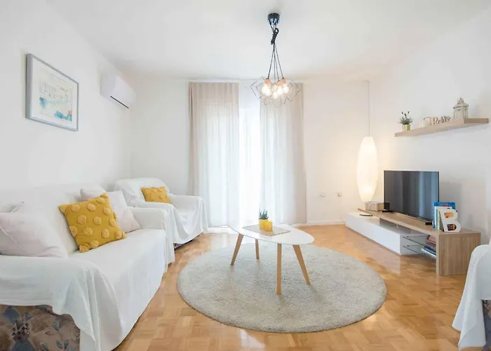 In 7946 Апартаменты *