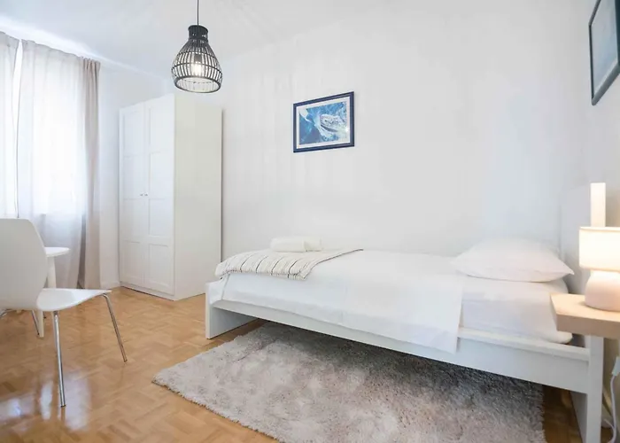 Apartamento In 7946 *